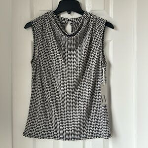 Worthington Black and White Patterned Blouse